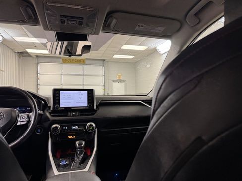 Used 2020 Toyota RAV4 TRD Off-Road image 21