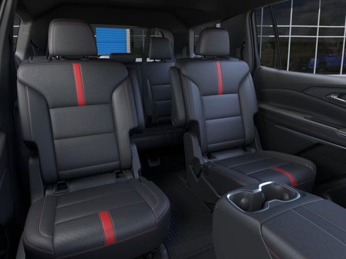 New 2026 Chevrolet Traverse RS w/ LPO, Floor Liner Package image 17