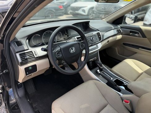 Used 2015 Honda Accord LX image 15