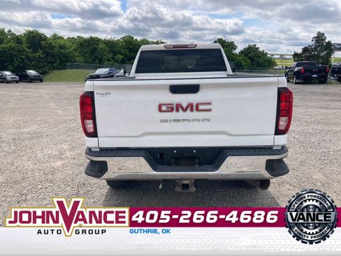 Used 2023 GMC Sierra 3500 Pro w/ Convenience Package image 6