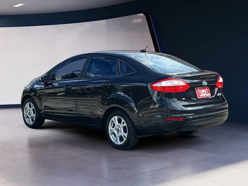 Used 2015 Ford Fiesta SE w/ Comfort Package image 3