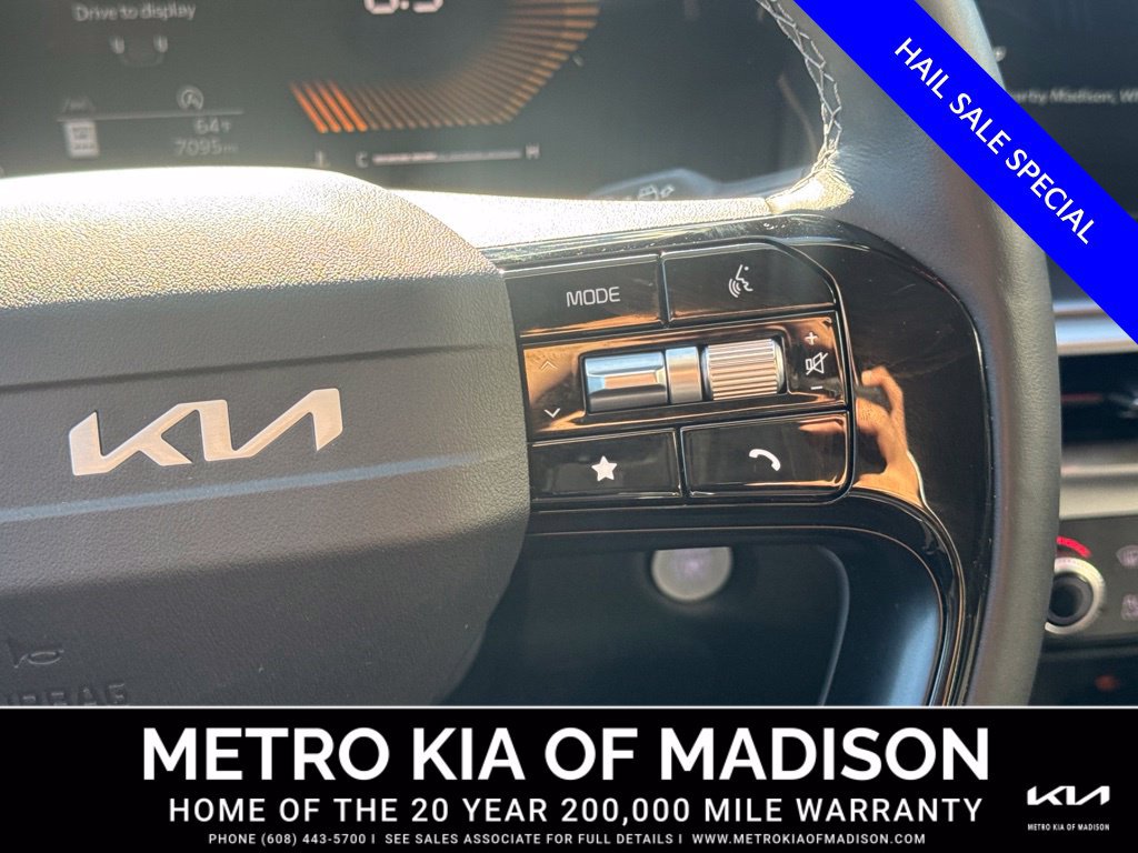 Used 2026 Kia Sorento EX AWD/4WD image 19