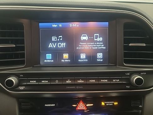 Used 2020 Hyundai Elantra SEL w/ Cargo Package (C1) FWD image 32