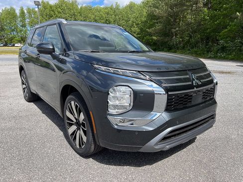 New 2026 Mitsubishi Outlander SEL AWD/4WD image 12