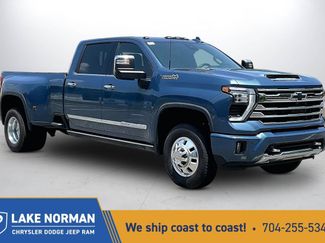 Used 2024 Chevrolet Silverado 3500 High Country w/ High Country Premium Package AWD/4WD video 1