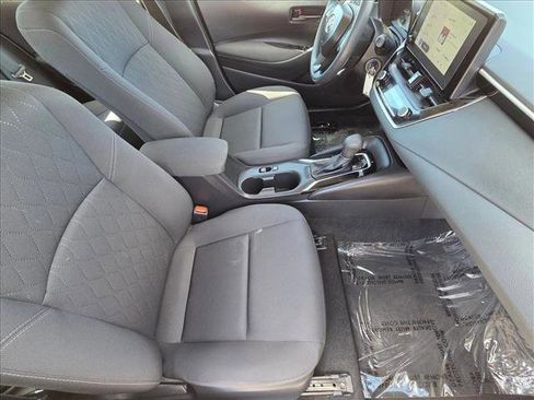 Certified 2025 Toyota Corolla LE image 19