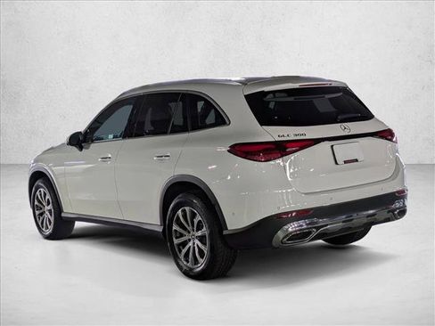 Certified 2025 Mercedes-Benz GLC 300 GLC 300 image 11