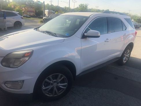 Used 2016 Chevrolet Equinox LT w/ Convenience Package FWD image 1