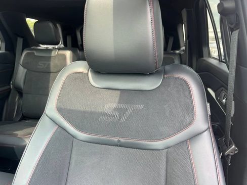 Used 2025 Ford Explorer ST w/ Sun And Sound Package AWD/4WD image 30