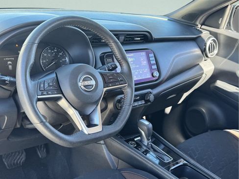 Used 2023 Nissan Kicks SR FWD image 21