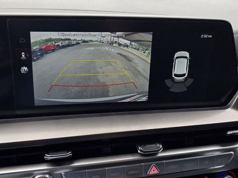 Used 2024 Kia Telluride S FWD image 15