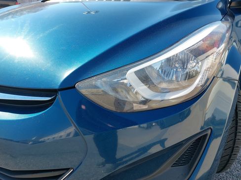 Used 2014 Hyundai Elantra SE image 31