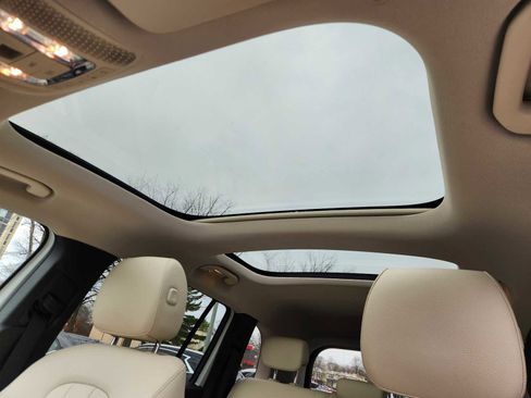 Used 2022 Mercedes-Benz GLB 250 4MATIC image 15