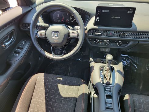 Used 2026 Honda HR-V Sport image 11