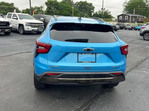 Used 2025 Chevrolet Trax ACTIV w/ Sunroof Package FWD image 4