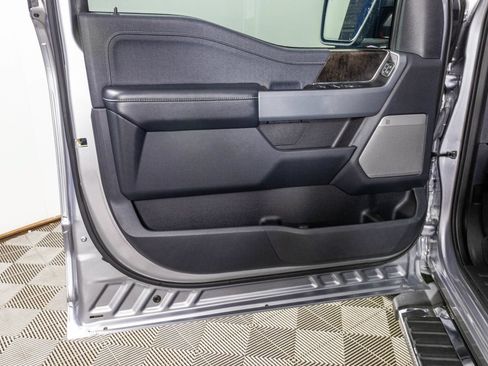 Used 2021 Ford F150 Lariat AWD/4WD image 40