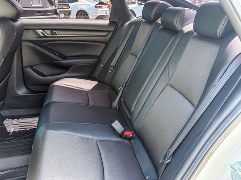 Used 2021 Honda Accord Sport image 39