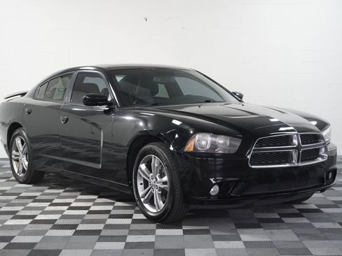 Used 2013 Dodge Charger SXT Plus AWD/4WD image 8