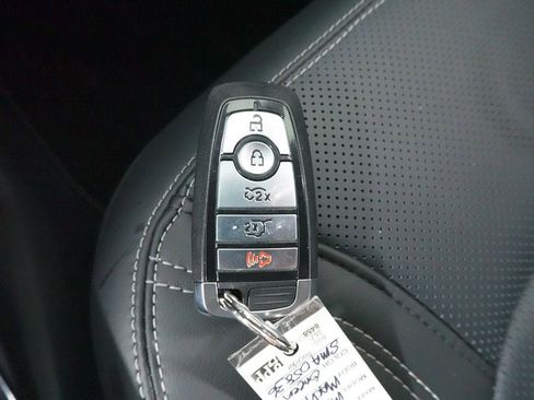 Used 2025 Ford Mustang Mach-E Premium AWD/4WD image 22