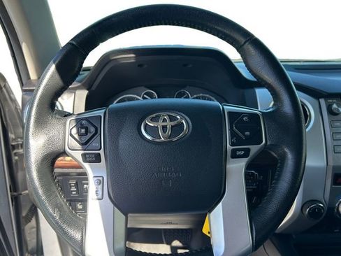 Used 2016 Toyota Tundra Limited w/ Limited Premium Package AWD/4WD image 13
