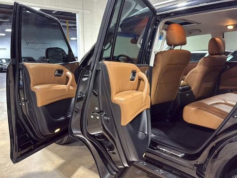 Used 2016 INFINITI QX80 2WD image 18