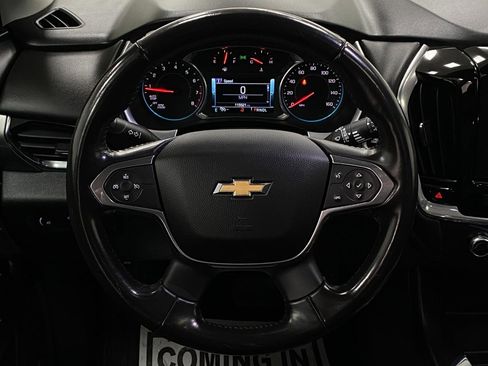Used 2018 Chevrolet Traverse LT image 15