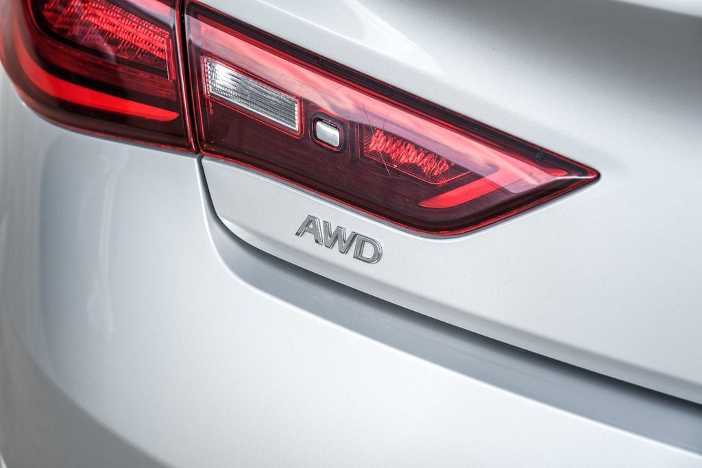 Used 2020 INFINITI Q60 3.0t Luxe AWD/4WD image 47