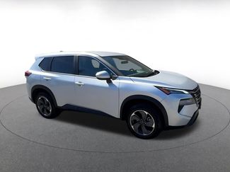 Used 2025 Nissan Rogue SV video 2