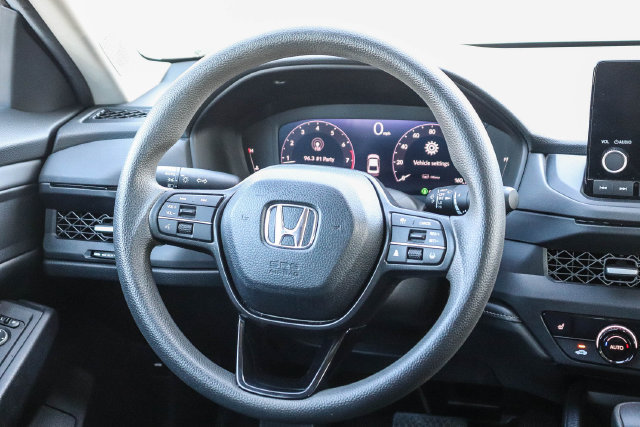 Used 2025 Honda Accord SE image 15