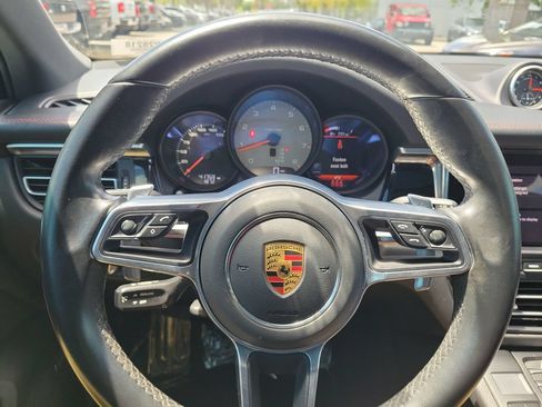 Used 2021 Porsche Macan S AWD/4WD image 8