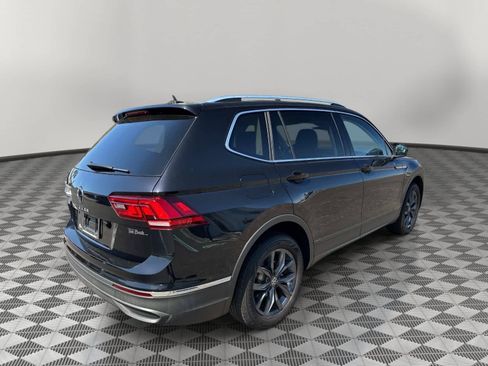 Used 2023 Volkswagen Tiguan SE image 7