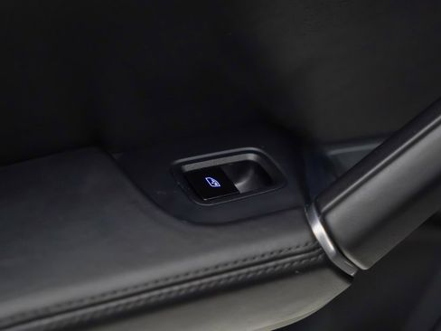 Certified 2019 Porsche Cayenne Turbo image 16