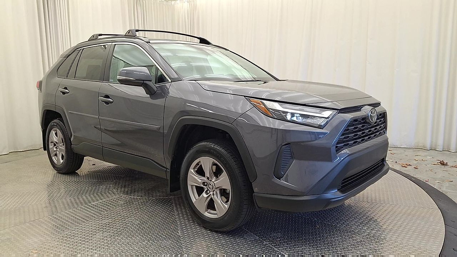 Certified 2023 Toyota RAV4 XLE w/ XLE Grade Weather Package AWD/4WD image 9