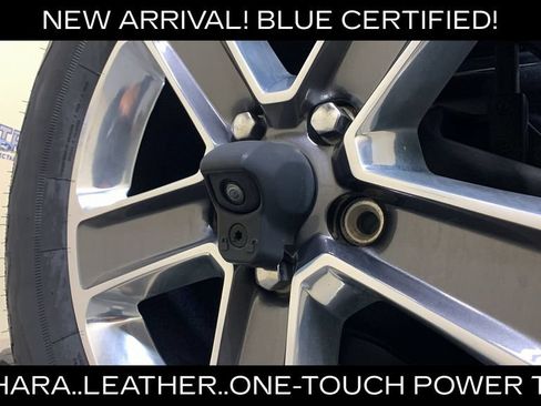 Used 2020 Jeep Wrangler Unlimited Sahara AWD/4WD image 16