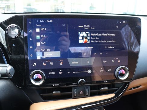 Certified 2025 Lexus NX 250 250 Premium image 24