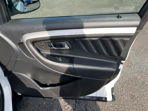 Used 2015 Ford Taurus SEL w/ Equipment Group 201A image 30