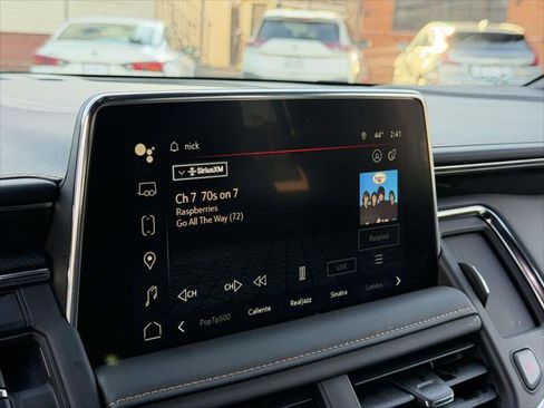 Used 2024 GMC Yukon XL AT4 w/ Technology Package image 26