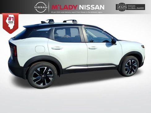 New 2026 Nissan Kicks SV w/ SV Premium Package image 7