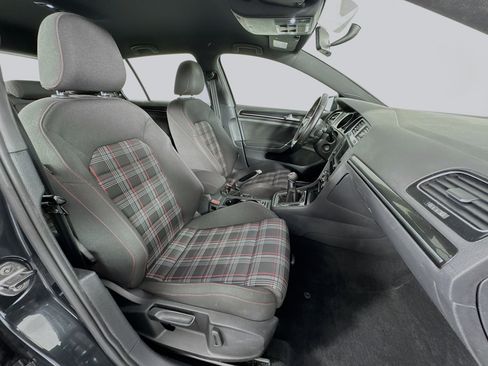 Used 2017 Volkswagen GTI S image 26