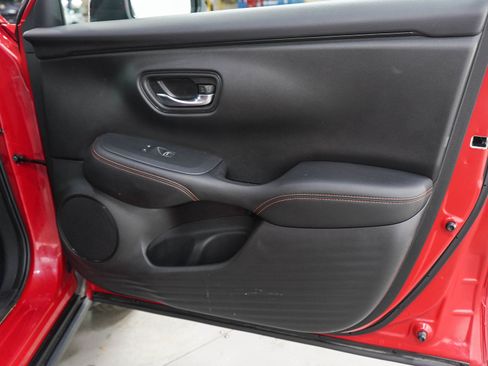 Used 2023 Honda HR-V Sport image 9