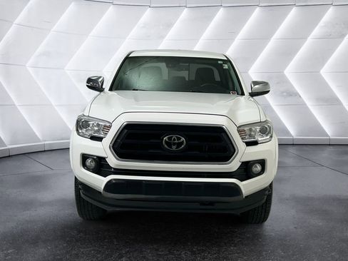 Used 2023 Toyota Tacoma SR5 image 2