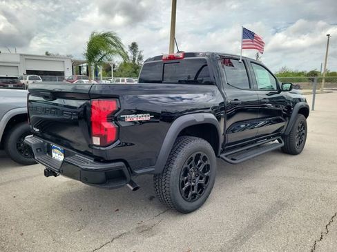New 2026 Chevrolet Colorado Trail Boss AWD/4WD image 2