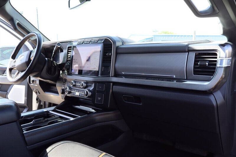 Used 2024 Ford F250 Platinum AWD/4WD image 36
