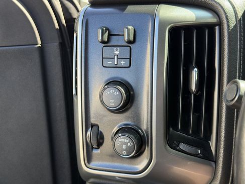 Used 2019 Chevrolet Silverado 2500 LTZ w/ Duramax Plus Package AWD/4WD image 16