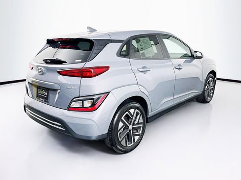 Used 2023 Hyundai Kona SE w/ Cargo Package image 9