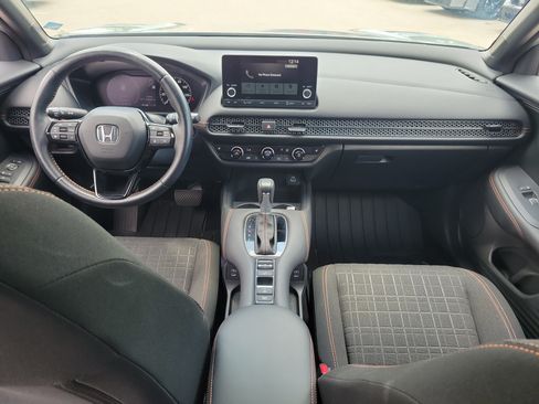 Used 2025 Honda HR-V Sport image 16