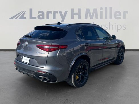 Used 2019 Alfa Romeo Stelvio Quadrifoglio w/ Driver Assist Dynamic Package image 5