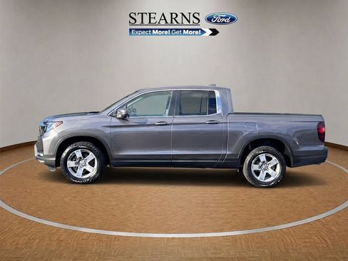 Used 2025 Honda Ridgeline RTL image 3