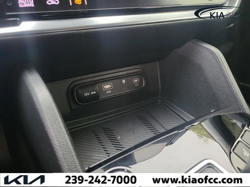 Certified 2023 Kia Sportage EX FWD image 32