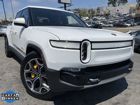 Used 2022 Rivian R1T Launch Edition image 1